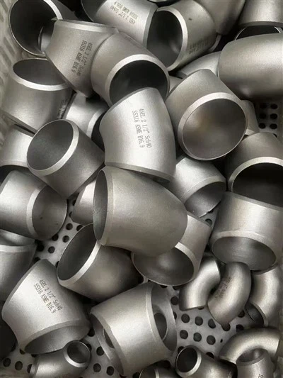 2 1/2 colio SCH 40 SS 316 ASME B16.9 45 laipsnio alkūnės