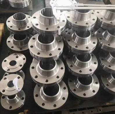 Kaltiniai ASME B16.5 1}/2"-24" ASTM B381 Gr. F2 WN/SO/BL Flanšas